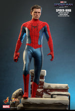 Spider-Man: No Way Home: Spider-Man (New Red and Blue Suit) Deluxe MMS680