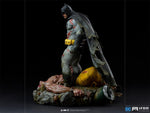 The Dark Knight Returns Batman 1/6 Scale Limited Edition Diorama Statue - Exclusive