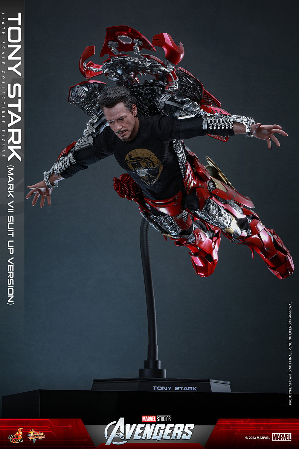 Avengers - Tony Stark (Mark VII Suit Up Ver.) MMS718