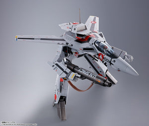 DX Chogokin - Macross DYRL: VF-1S Valkyrie (Hikaru Ichijo) LIMITED
